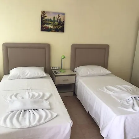 Mandalinci Boutique Hotel *